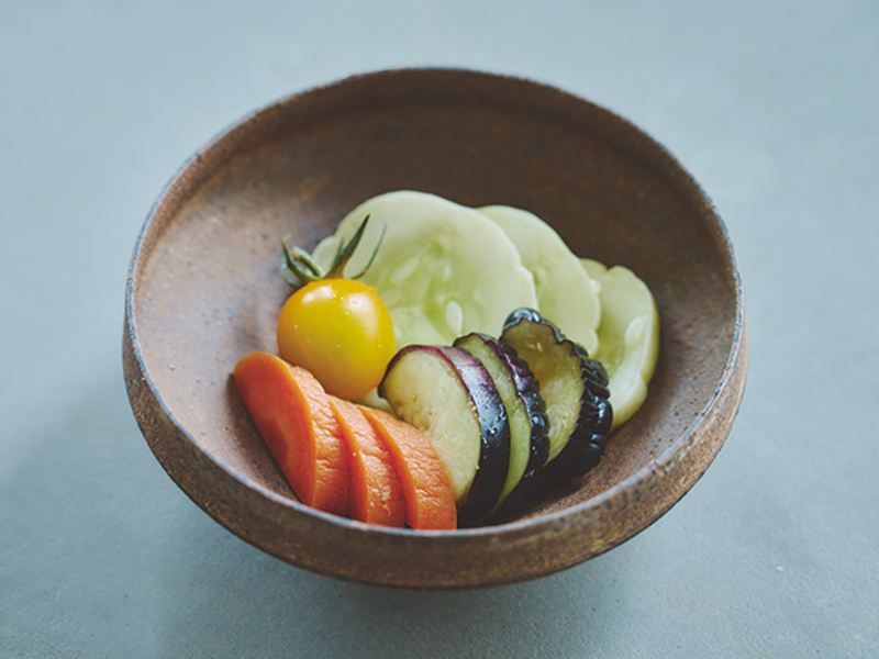 画像: 生でおいしく食べきれないと思ったら、迷うことなくぬか床へ