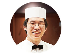 画像: 京都でしか味わえない！名喫茶「イノダコーヒ」の三条店限定モーニング。トーストにベーコン、スクランブルエッグの“気軽な朝食”
