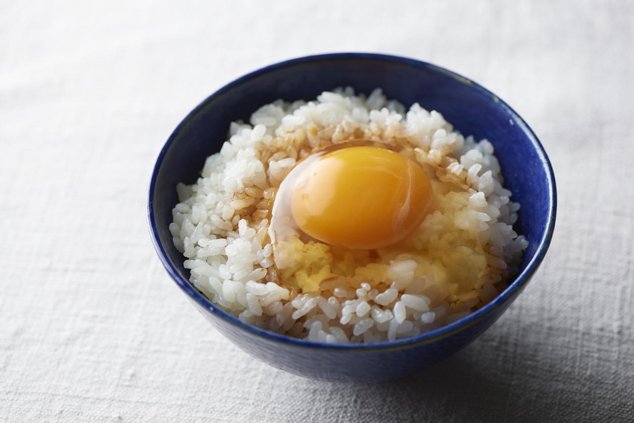 画像: ごまやねぎ、好みの薬味をのせても!