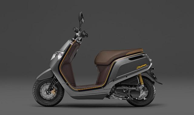 画像: HONDA公式サイトより/車体色"マットビュレットシルバー" www.honda.co.jp