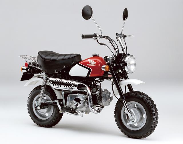 画像: 2003 MONKEY Special ●エンジン型式:空冷4ストロークOHC単気筒●最高出力:3.1ps/7,500rpm●最大トルク:0.32㎏-m/6,000rpm●車両重量:63㎏●燃料タンク:4.5L●サスペンション(前・後):テレスコピック・スイングアーム●タイヤサイズ(前後ともに):3.50-8●価格:19万9,000円