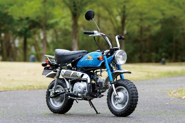 画像: 1978 Z50J-I ●エンジン型式:空冷4ストロークOHC単気筒●最高出力:2.6ps/7,000rpm●最大トルク:0.3㎏-m/5,000rpm●車両重量:63㎏●燃料タンク:5.0L●サスペンション(前・後):テレスコピック・スイングアーム●タイヤサイズ(前後ともに):3.50-8●価格:10万円