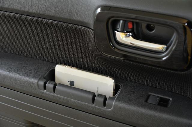 画像1: 写真:+STYLE FUN・Honda SENSING(FF/CVT) ボディーカラー:プレミアムイエロー・パールⅡ