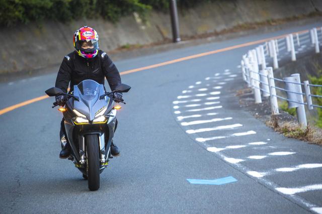 画像: 白砂ビーチが綺麗な弓ヶ浜はこちらです。