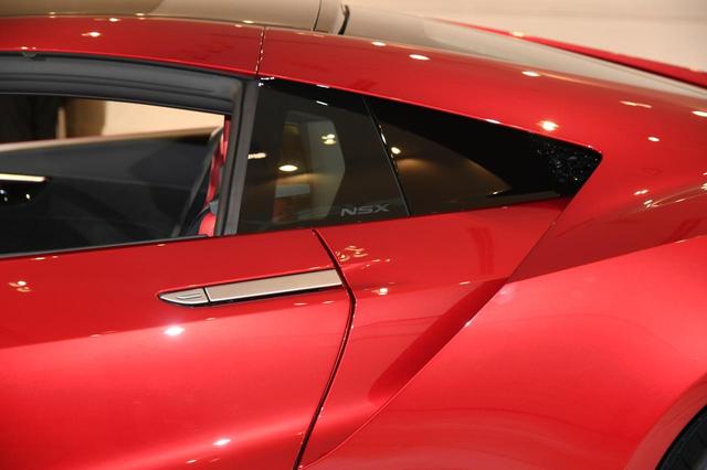 画像4: NSXってすごいんだぞ!
若者のクルマ離れがあるからこそ、国産車最高峰スポーツカーについて知ってほしい!