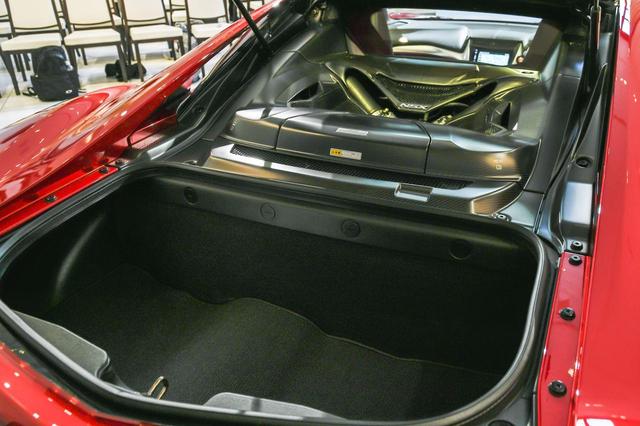画像2: なんと言っても車高の低さにびっくり!
