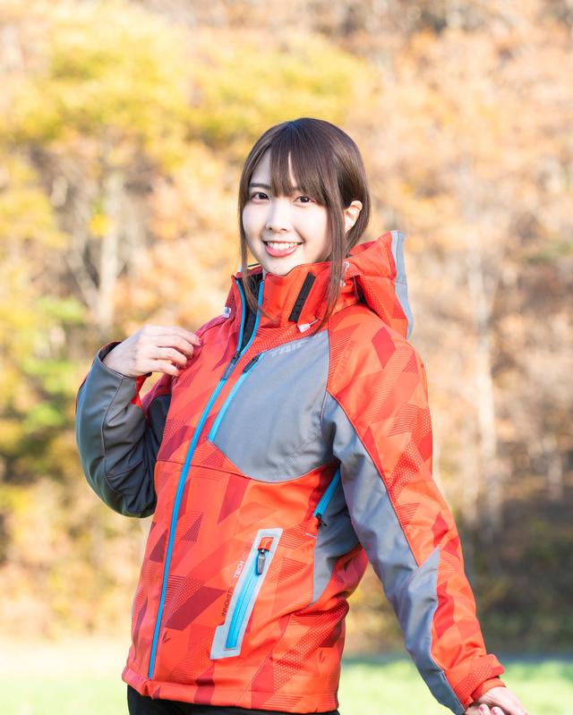 画像: ライダージャケットは、RS TAICHIのソフトシェル オールシーズンパーカです。