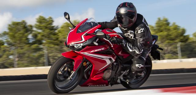 画像: HONDA公式サイトより/CBR400R 税込価格793,800円 www.honda.co.jp