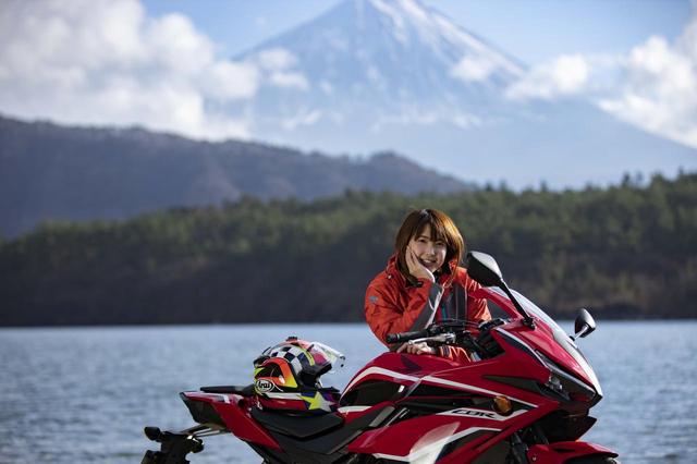 画像2: キラキラ光が綺麗な湖畔へ到着!