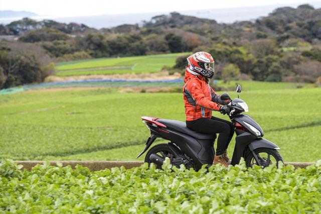 画像2: 原付二種でフェリーへ乗車!