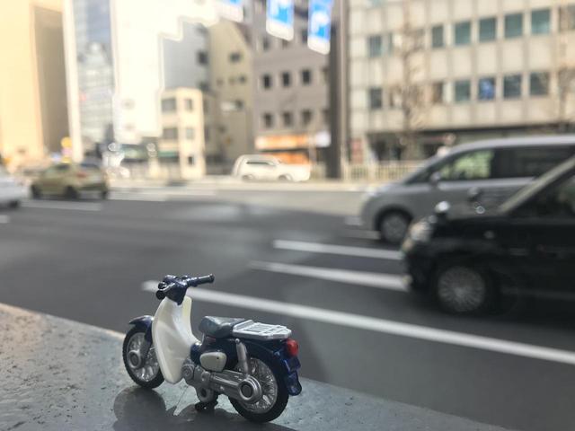 画像1: 都会のスーパーカブをおしゃれに撮影&加工するテクニック!