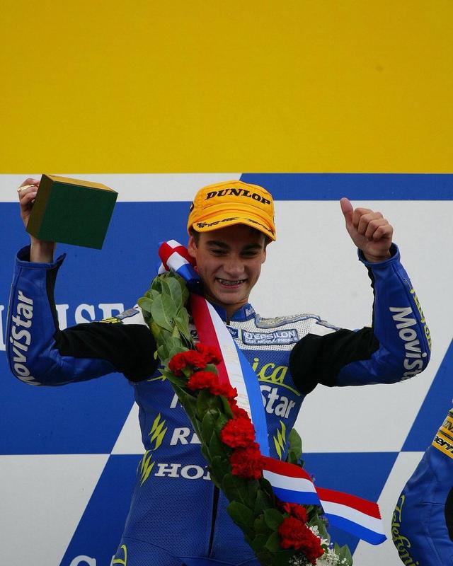 画像: 2002年、オランダGPでキャリア初優勝(125ccクラス)を記録したD.ペドロサ。 www.redbull.com