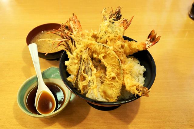 画像4: 美味しい海の朝ご飯は『丸天』さんで!