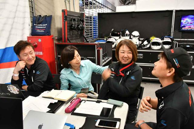 画像3: 大津 滑舌問題と道上 チョンマゲ騒動?!【スーパーGT参戦チームの舞台裏】