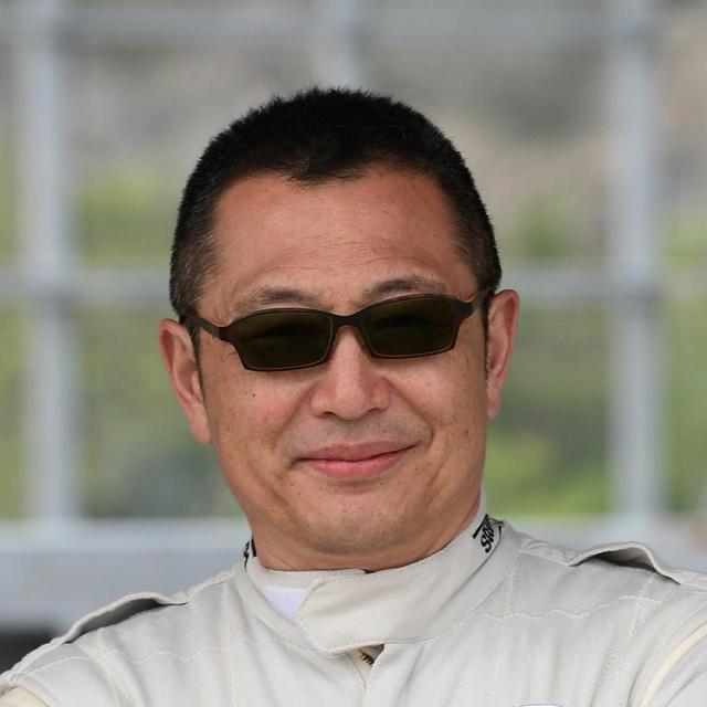 画像: 大谷達也 電機メーカーの研究所で7年間エンジニアとして勤務した後、1990年、29歳でCAR GRAPHIC編集部に転職。以来、20年間にわたって同編集部に在籍する。同誌副編集長を務めた後、2010年にフリーランスに転身。現在、活動の中心は「Motor Magazine」誌を中心にハイパフォーマンスカーのインプレッション記事執筆も執筆。電気系エンジニアとしての経歴を生かし、環境技術やハイパフォーマンスカーなどに用いられる新技術にも通暁している。ただし、技術を専門用語の羅列として説明するのではなく、日常的に用いられる言葉に置き換えてわかりやすく解説するのが得意。英語で海外のエンジニアと直接インタビューできる数少ない日本人評論家のひとり。