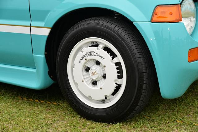 画像3: ウーパールーパーをモチーフにした車って?