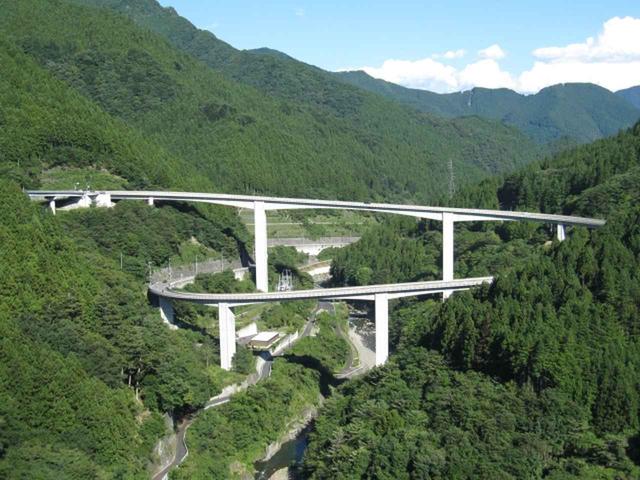 画像: 雷電廿六木橋 www.photo-ac.com