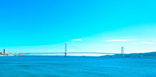 画像: 明石海峡大橋 www.photo-ac.com