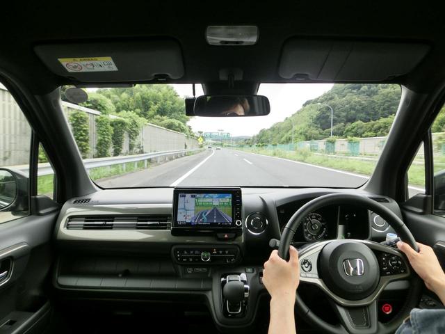 画像: 見えるということは安心感に直結します。フロントピラーを6㎜細幅化し視界を広く確保