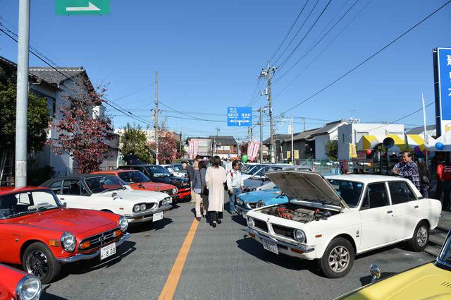 画像1: なんだか懐かしい。お祭りとホンダの名車たちがコラボレーション!
