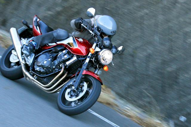 画像1: CB400SFなら『何でもできる』って思える