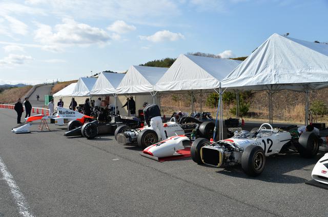 画像1: 世界GP、F1で活躍した名車がずらり…!