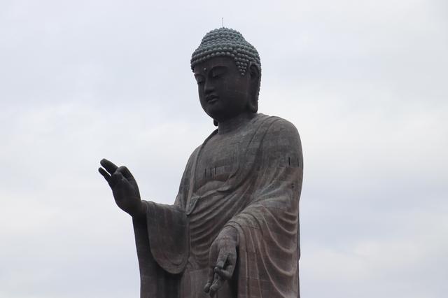 画像1: めちゃくちゃ大きいと噂の“〇〇大仏”へ!!