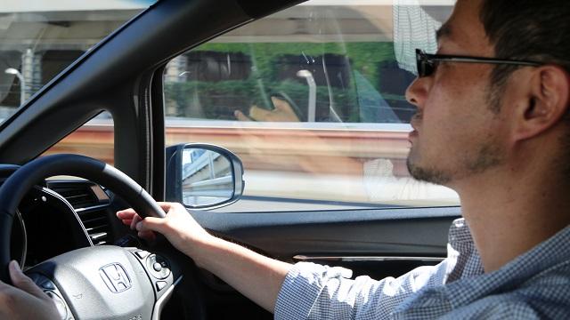 画像: 首都高速をスーイスイ!! 確かに快適だ