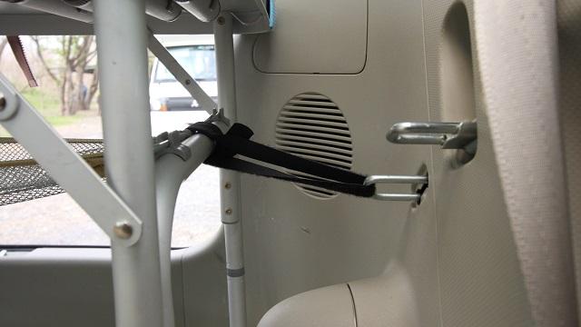 画像2: アウトドアテーブルで収納力アップ!