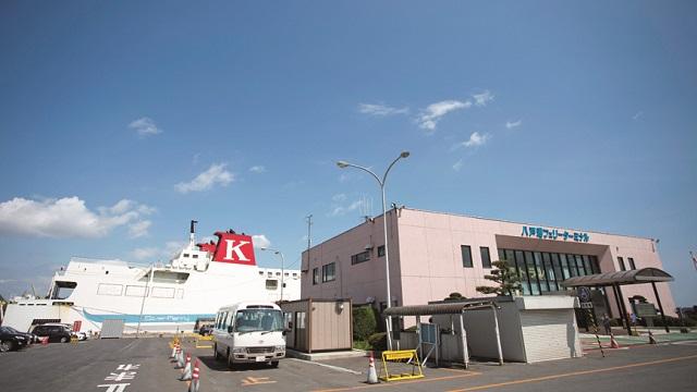 画像1: 宿泊利用できる深夜便が効率的