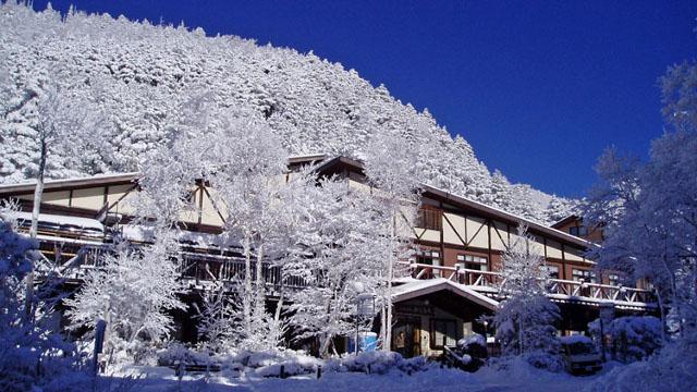 画像: 10 唐沢鉱泉(年末年始営業) 天狗岳のアプローチにぴったりの名湯