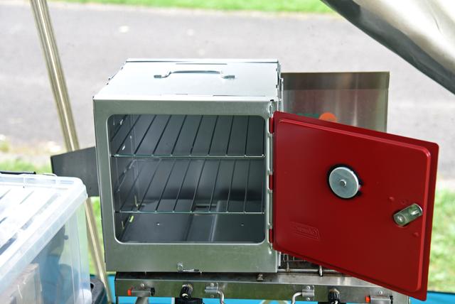 画像: 車中泊おすすめグッズ2 コールマン キャンピングオーブンスモーカー