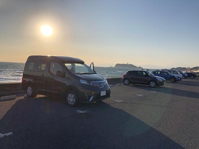 画像: NV200ベースの車中泊カー「キャネル」がカーネル編集部にやってきた。