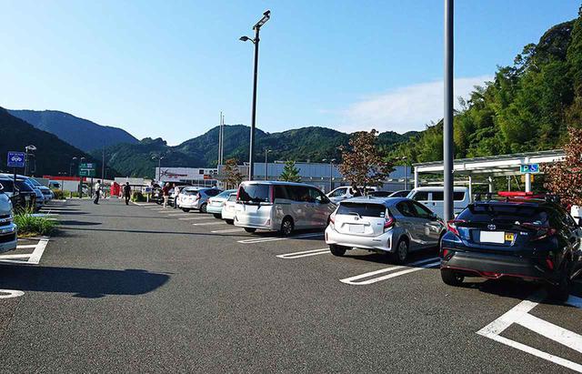 画像: クルマ旅の際の外食や食事の購入時も油断は禁物。