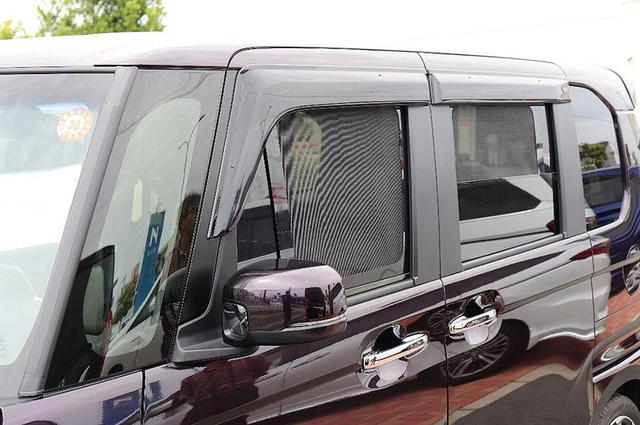 画像: 170車種に対応するアイズのウインドーバグネット。