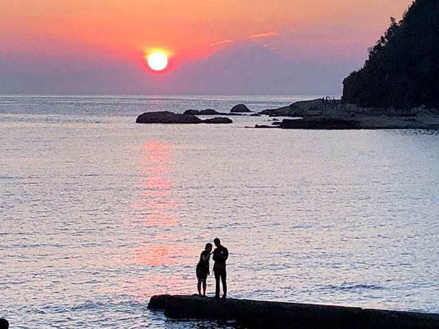 画像1: 冨浦海岸まではだしで行ける! リゾート気分たっぷりのRVパーク