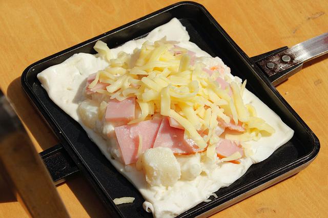 画像1: ポテトサラダパイ