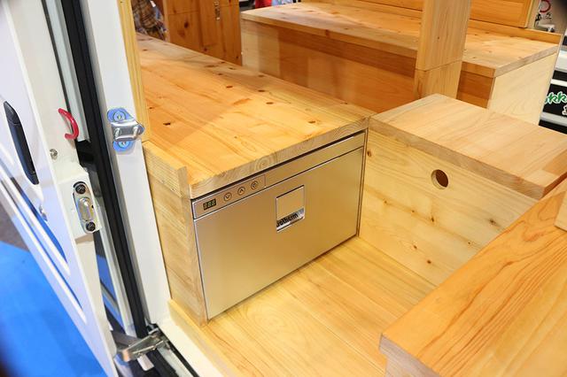 画像1: ①富士ひのきを用いたかわいい部屋