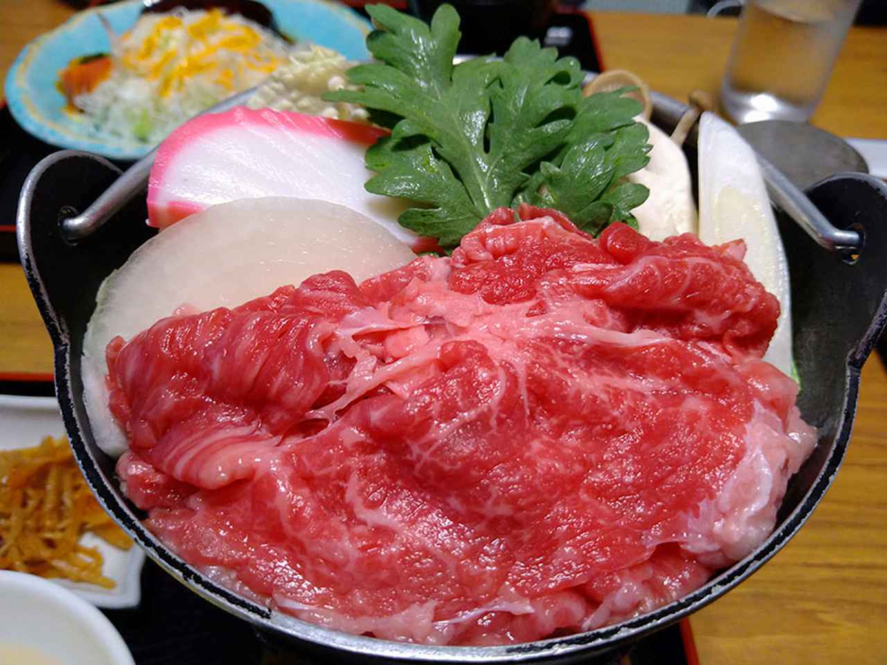 画像4: 【8日目】青森県の恐山の山道で、野生のテンとウサギに遭遇