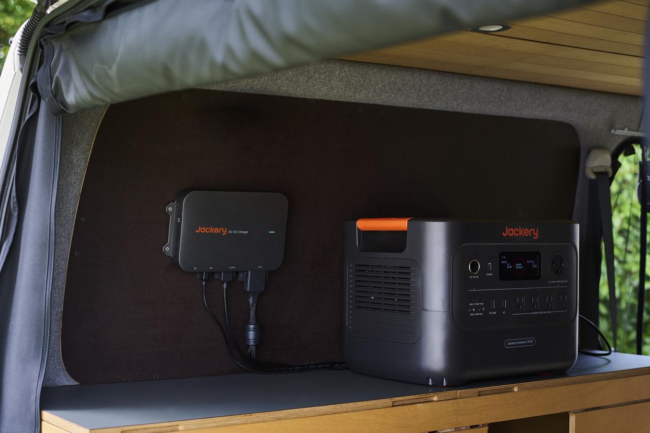 画像10: 「ジャパンキャンピングカーショー2026」PICK UP!
クルマ旅でもアウトドアでも! 日常から防災まで!!
ポータブル電源の王道・Jackeryか選ばれる理由