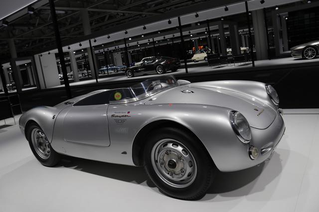 画像2: ダックスフントなトランスポーターに秘められた歴史