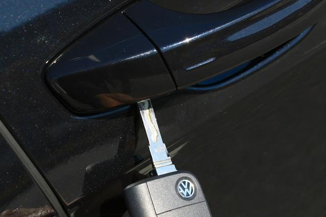 画像2: 【GTI Clubsport】出先でまさかのバッテリー切れ
