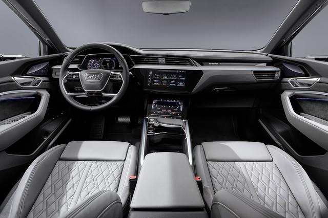 画像3: 「Audi e-tron Sportback」がLAショーでデビュー
