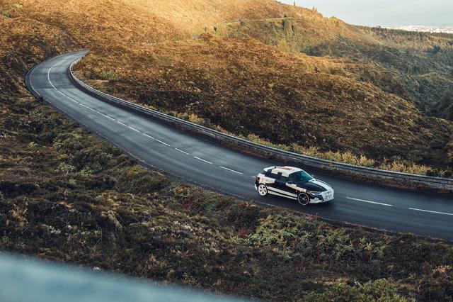 画像12: カムフラージュされた新型「Audi A3 Sportback」の写真公開