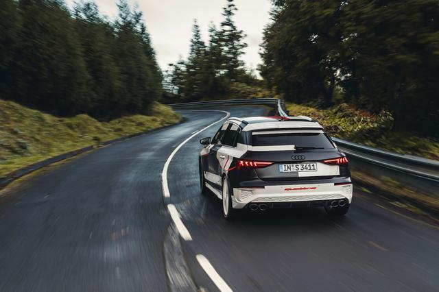 画像11: カムフラージュされた新型「Audi A3 Sportback」の写真公開