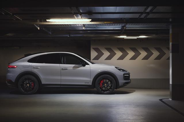 画像2: Cayenne GTS Coupe