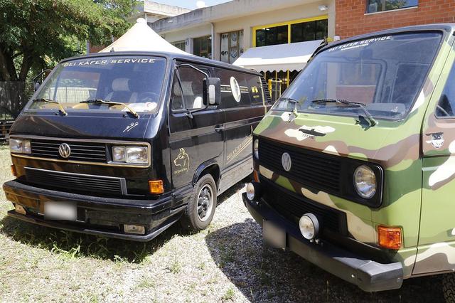 画像: 空冷VWスペシャリスト「デイ・ケーファー・サービス」の庭に佇むT3。