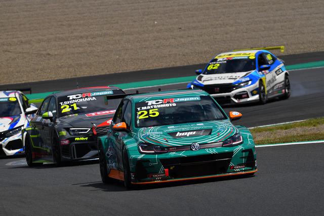 画像3: 【TCRJ Rd.2 MOTEGI】Audiの篠原選手とVWの松本選手がともに1勝挙げる