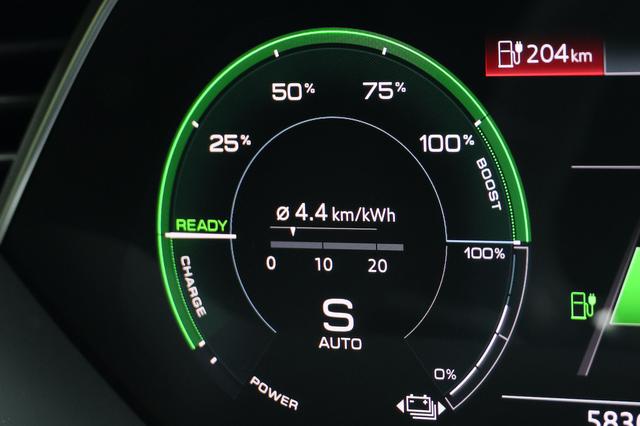 画像8: 【試乗記】Audi e-tron Sportback 1st edition
