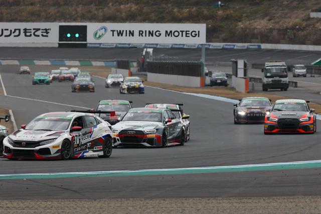 画像3: 【S耐 もてぎ5時間】Audi driving experienceチームが3位表彰台